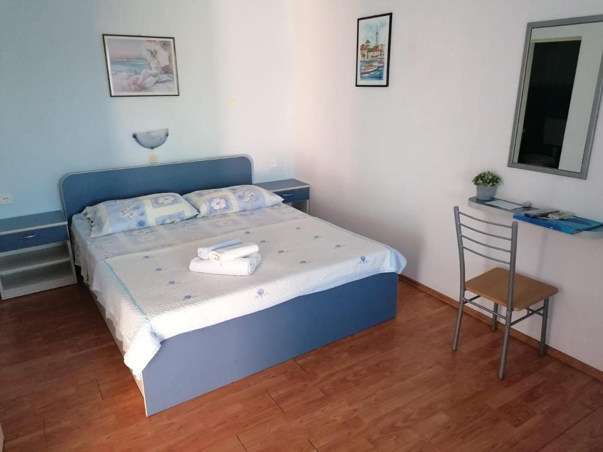 Apartments Piko2 Jelsa  Εξωτερικό φωτογραφία