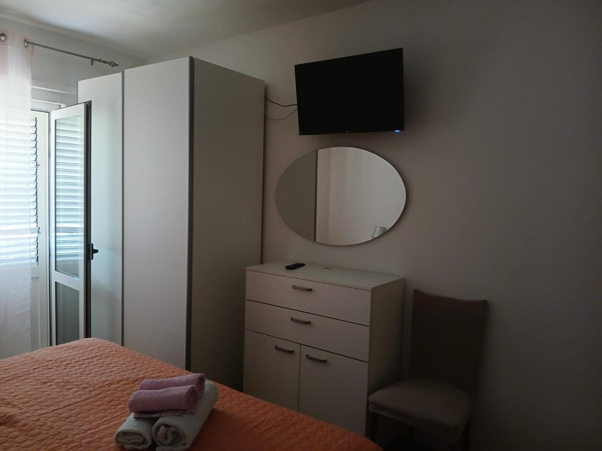 Apartments Piko2 Jelsa  Εξωτερικό φωτογραφία